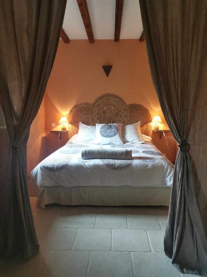 Domaine Des Maillets Bed & Breakfast Blot-l'Eglise Exterior photo